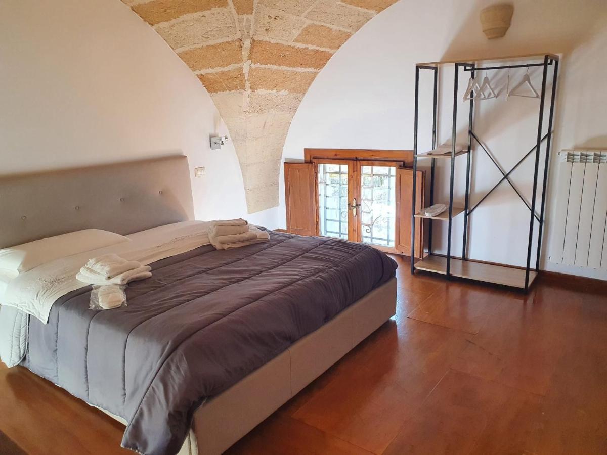 B&B Piazzetta Verdi Lecce Exterior foto